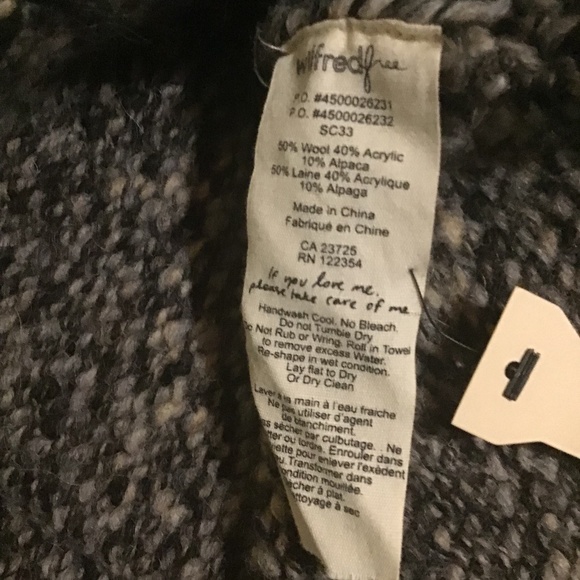NWOT Aritzia wool Cardigan - Picture 7 of 9